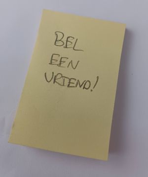 Bel een vriend om uit het isolement van onbalans te komen